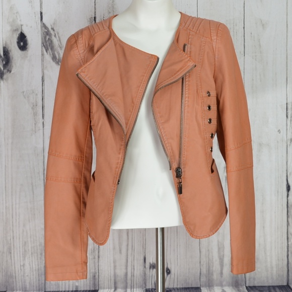 Vega Leather Jacket - Picture 1 of 3